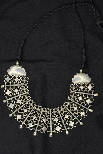 Oxidised Silver Lattice Mesh Choker Neckpiece