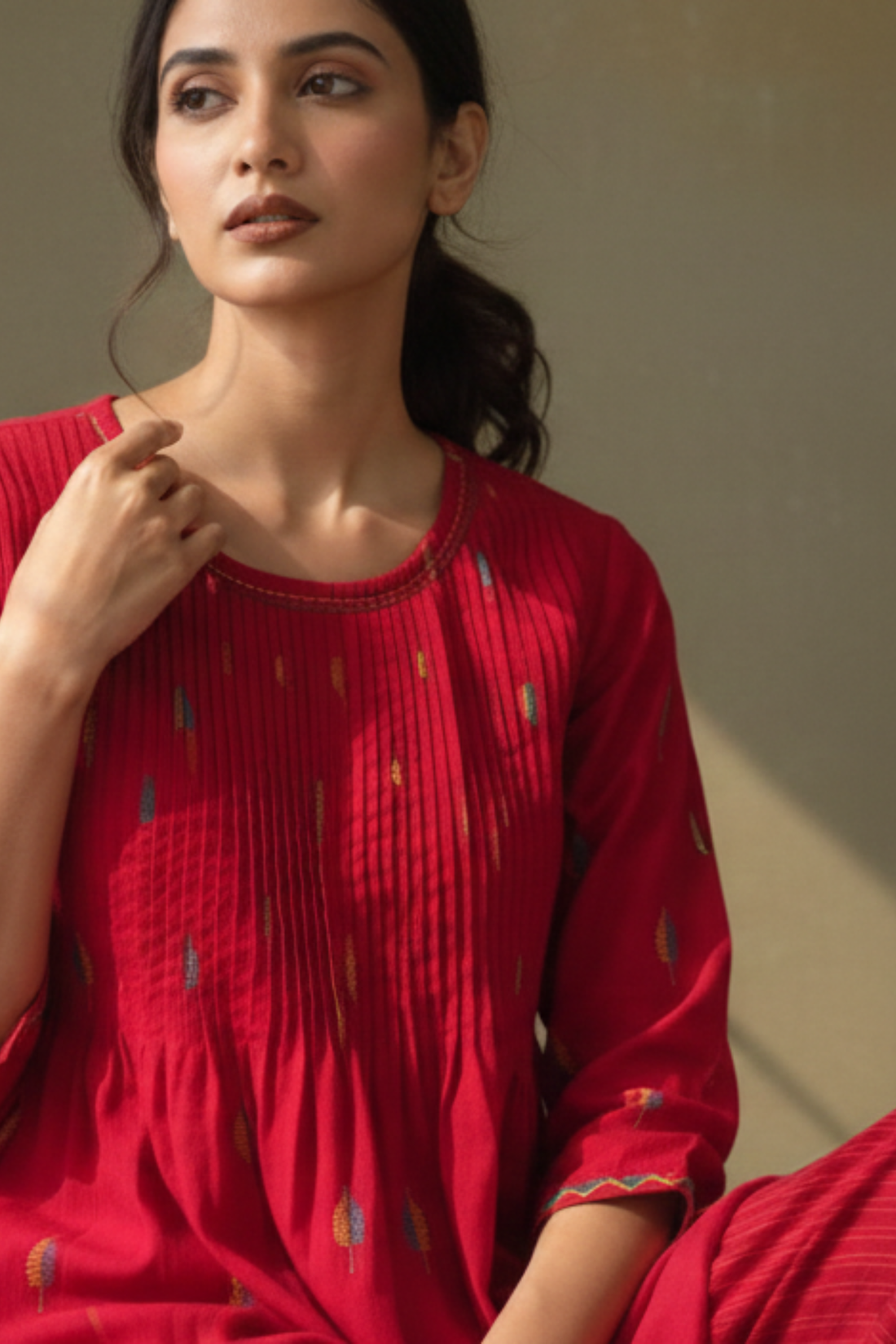 Red Petal Leaves Cotton Kurta With Pintuck