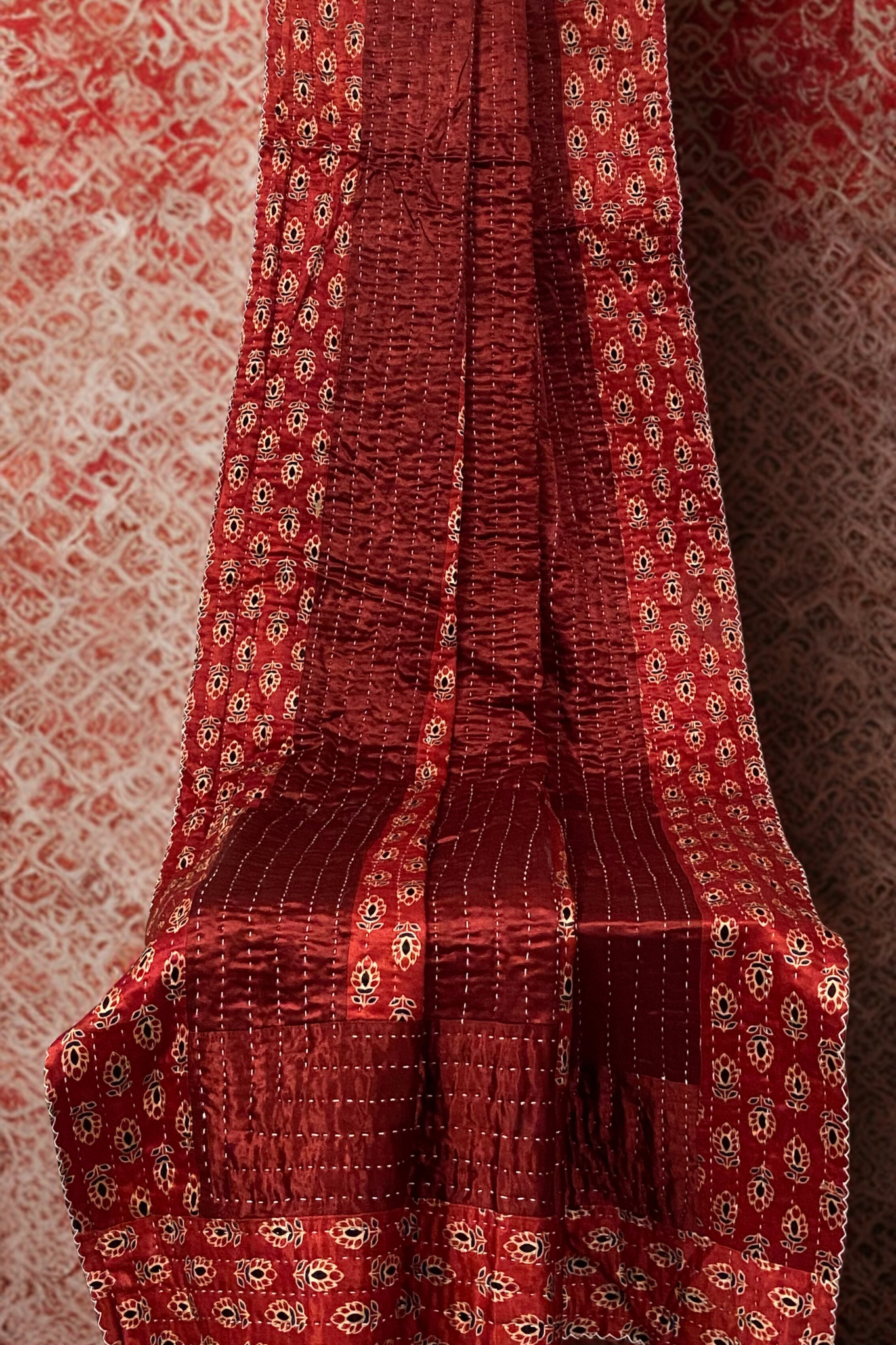 handcrafted reversible mashroo double quilt with filler - Rustic Ruby