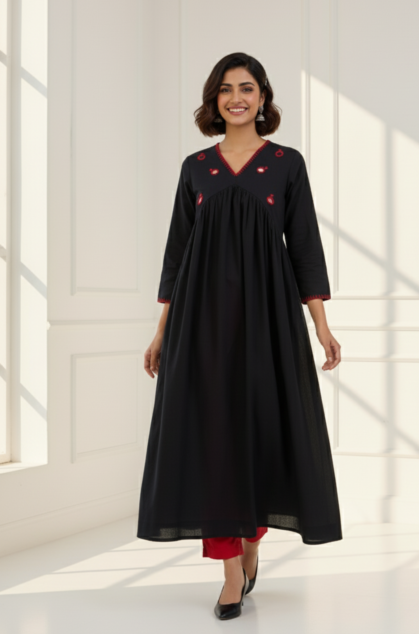 Black Rose Gleam V-Neck Gather Anarkali