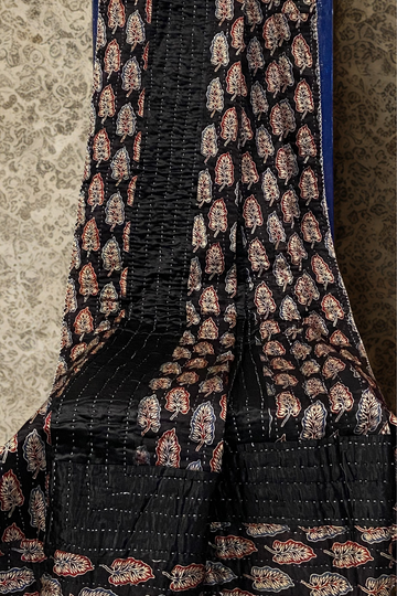 handcrafted reversible mashroo double quilt with filler - kohl & lotus leaf