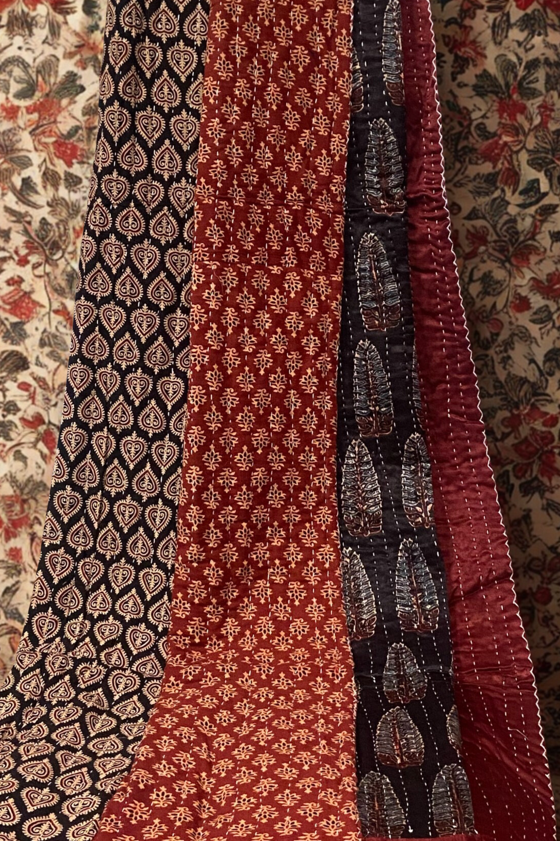 handcrafted mashroo single quilt with filler - ebony & asopalav