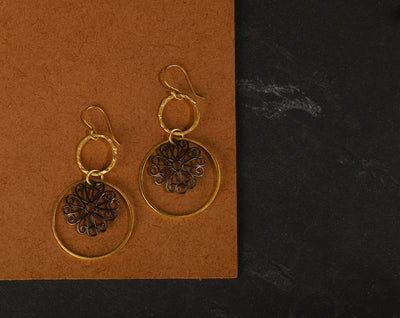 jewelry - berserk - gold plated carved danglers