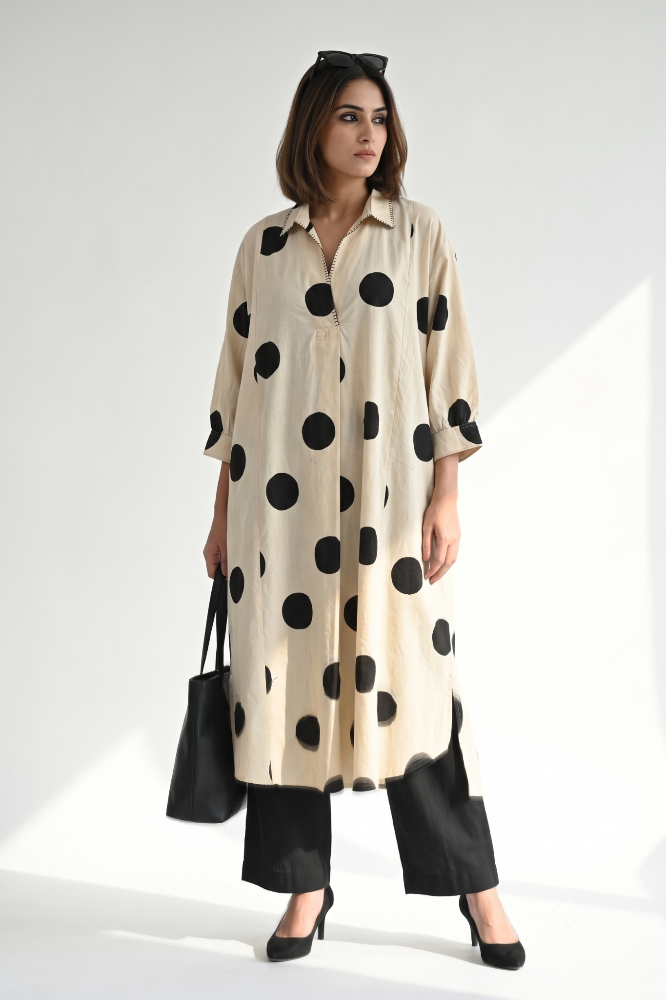 Offwhite Black polka Collar Dress with pockets