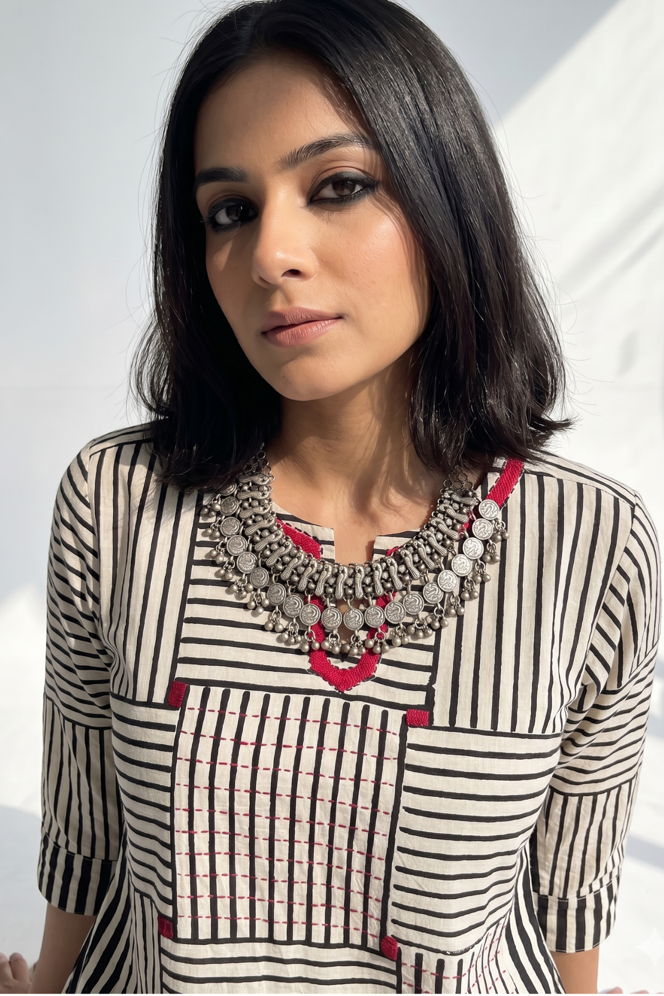 Black_Square_Grid_Cotton_Long_Kurta_With_Side_Twist