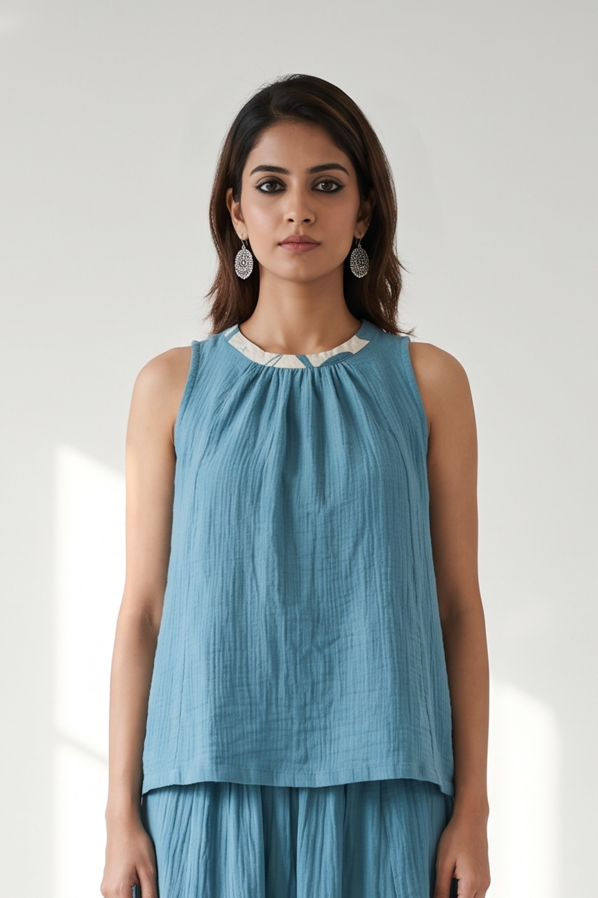 Crew_Neck_Short_Sleeveless__Top_-_Crinkled_Teal_Cotton__only_Top
