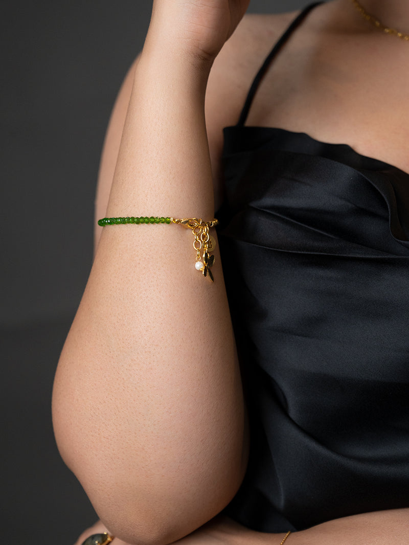 jewelry - berserk - Floral Charm Peridot Bracelet
