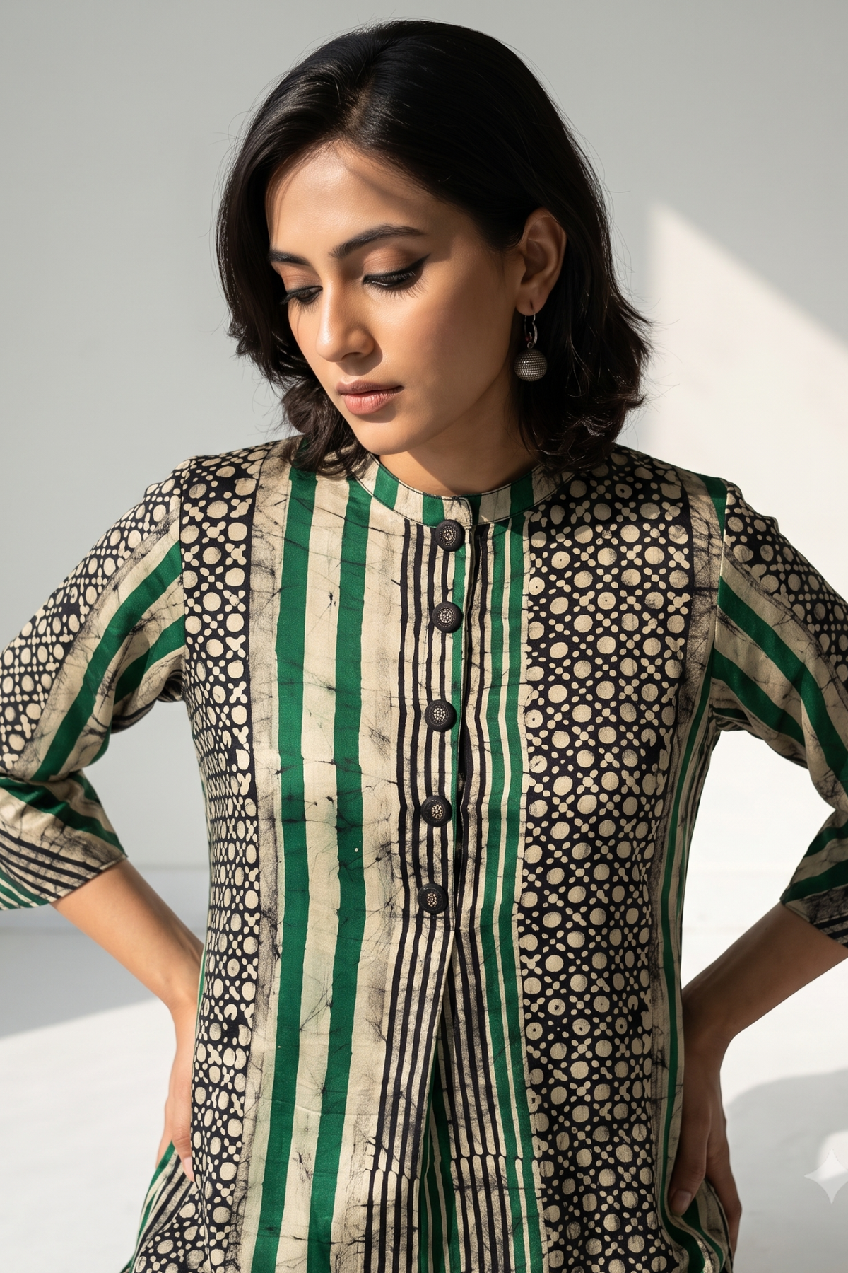 Dark_Botanical_Batik_Geometric_Stand_Collar_Kurta_with_Round_Hemline