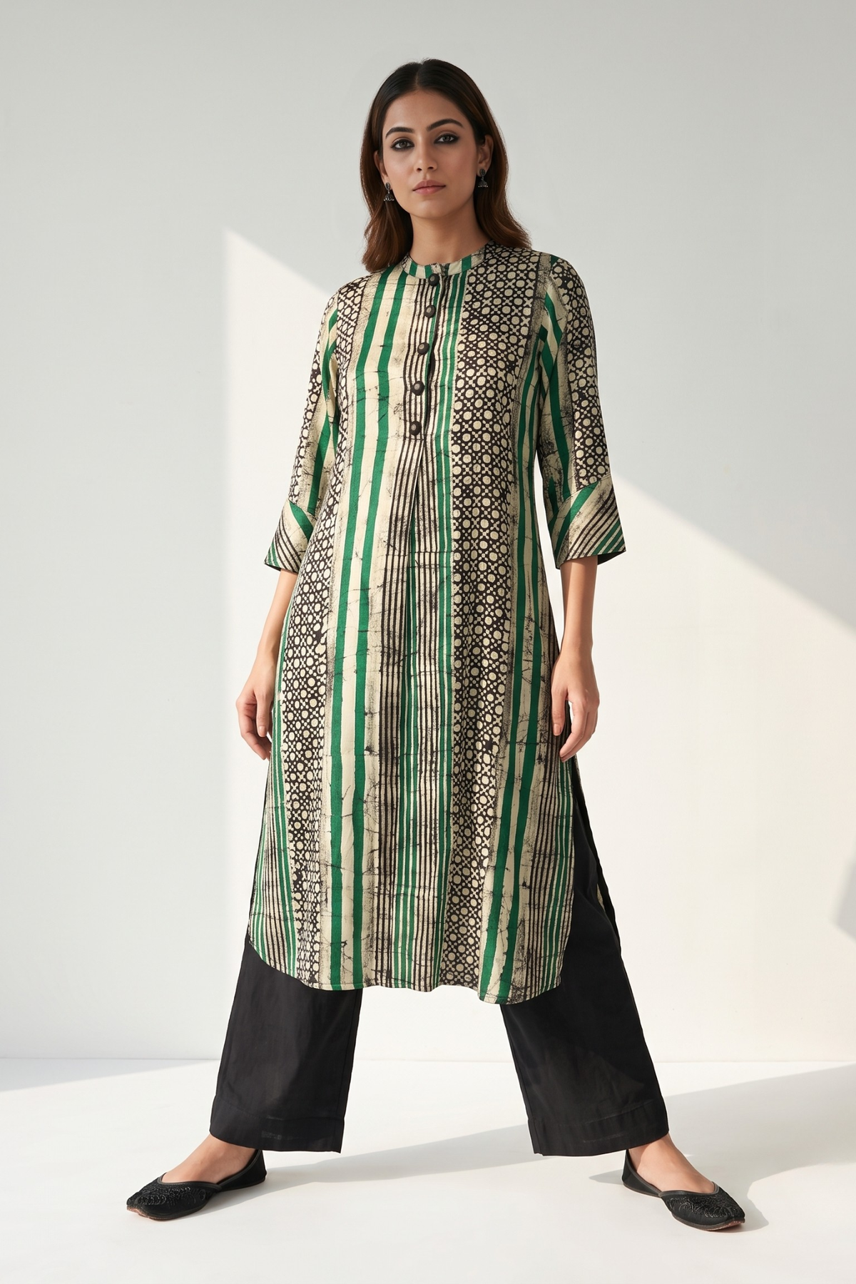 Dark_Botanical_Batik_Geometric_Stand_Collar_Kurta_with_Round_Hemline