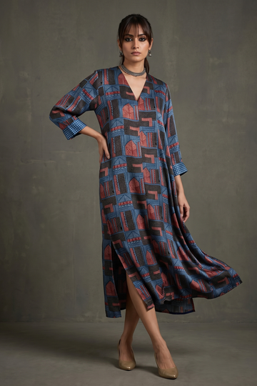 Indigo_Lattice_Symphony_Ajrakh_Modal_Front_Zipper_A-Line_Kurta