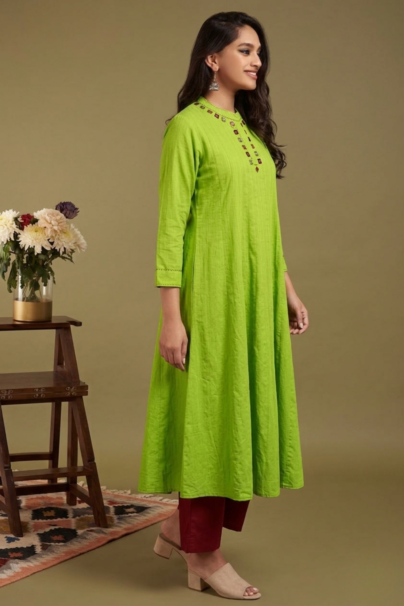 Kairi_Bloom_Cotton_Stand_Collar_Pintuck_Yoke_Anarkali