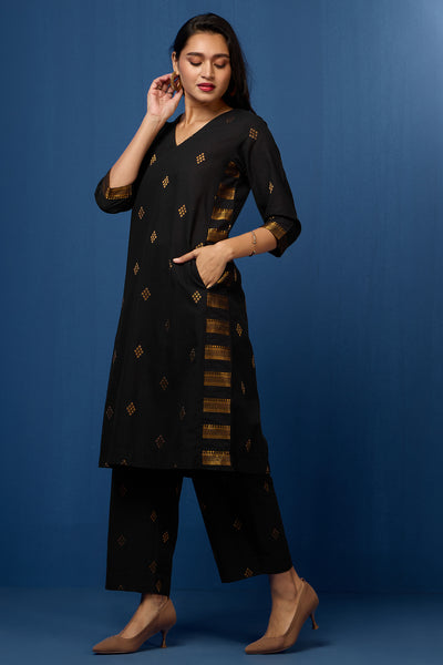 v-neck kurta with side panels and pockets - inky midnight & floral radiance