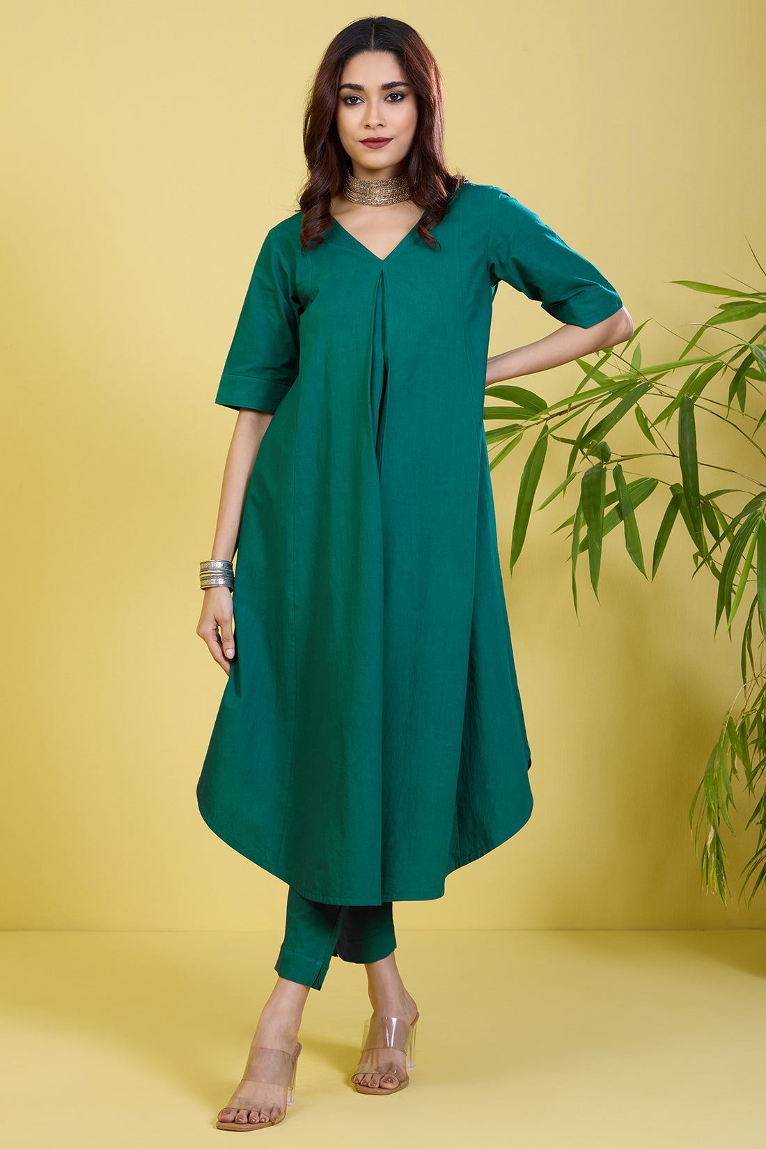 v-neck rama green co-ord set with box pleat