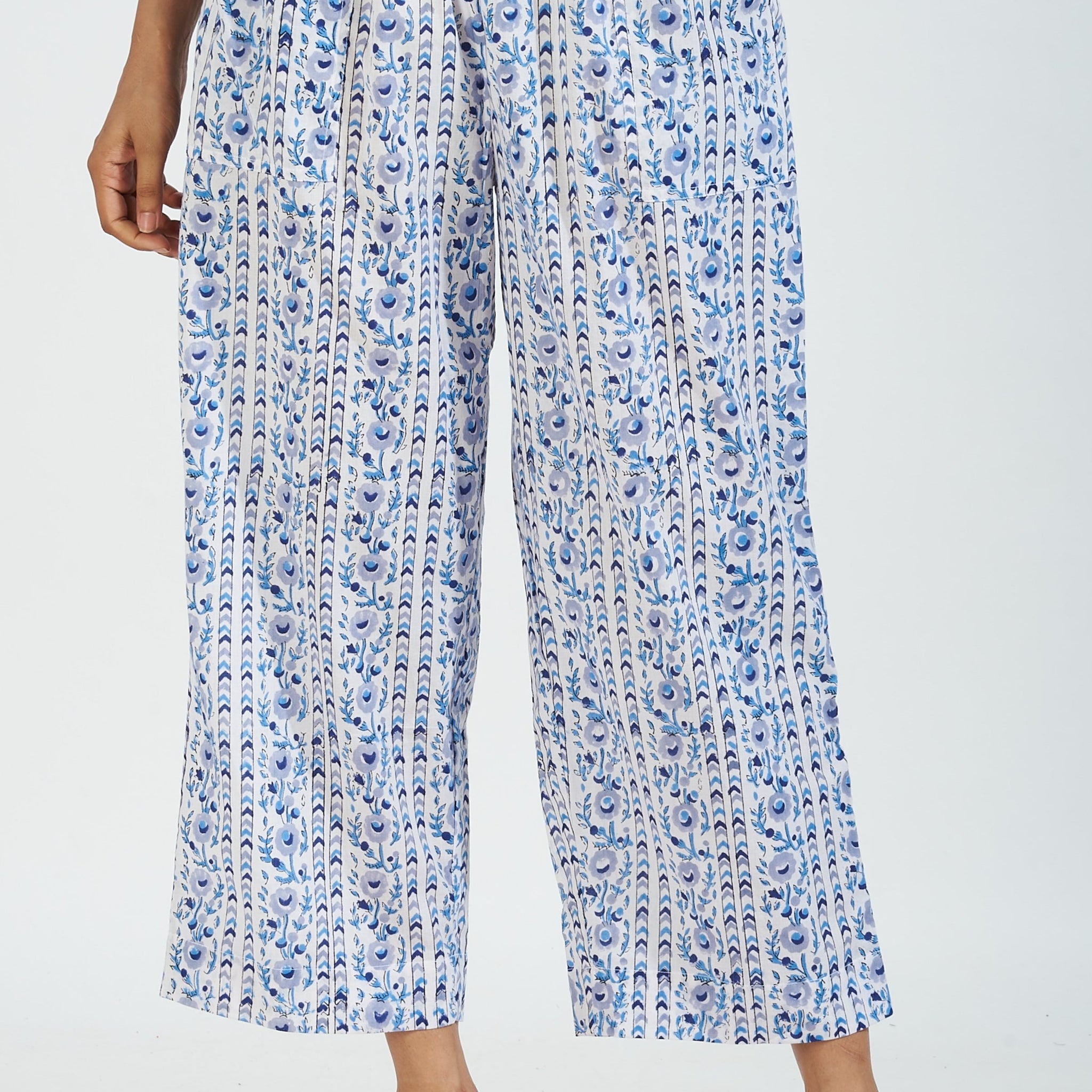 comfort fit cotton pants - white blue lines
