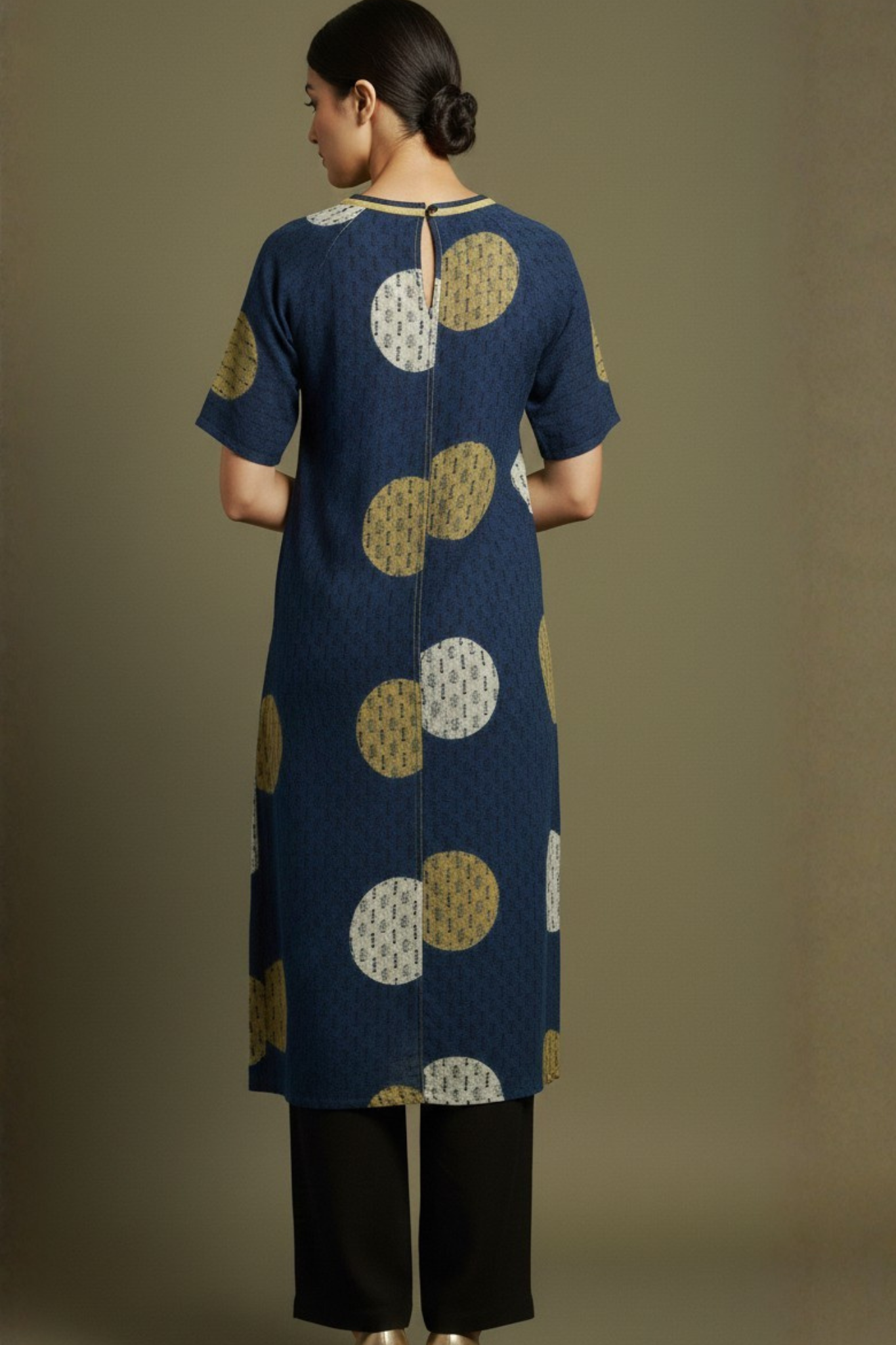 Raglan sleeve Kurta in Indigo Henna Black Ajrakh Round Print with Pockets 