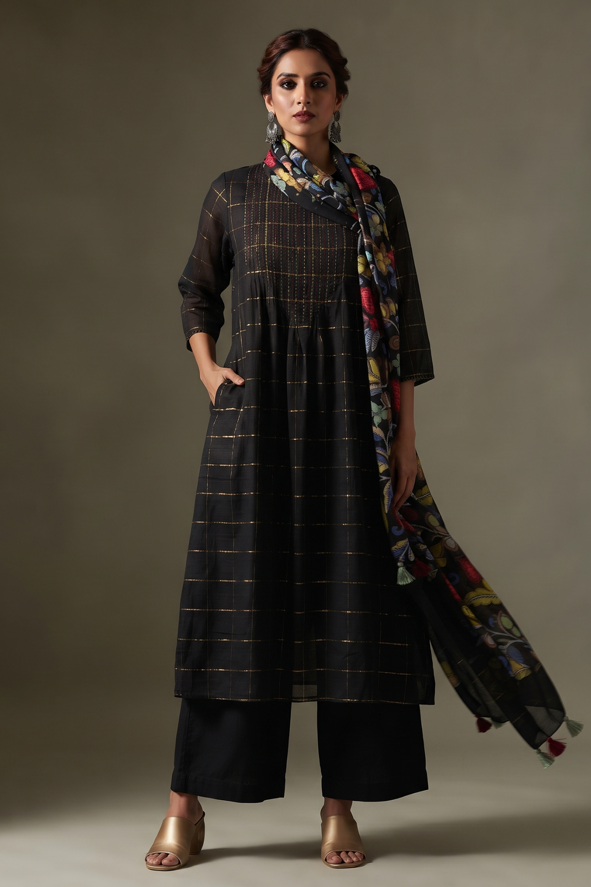 Midnight_Metallic_Grid_Cotton_Kurta_With_Pintuck