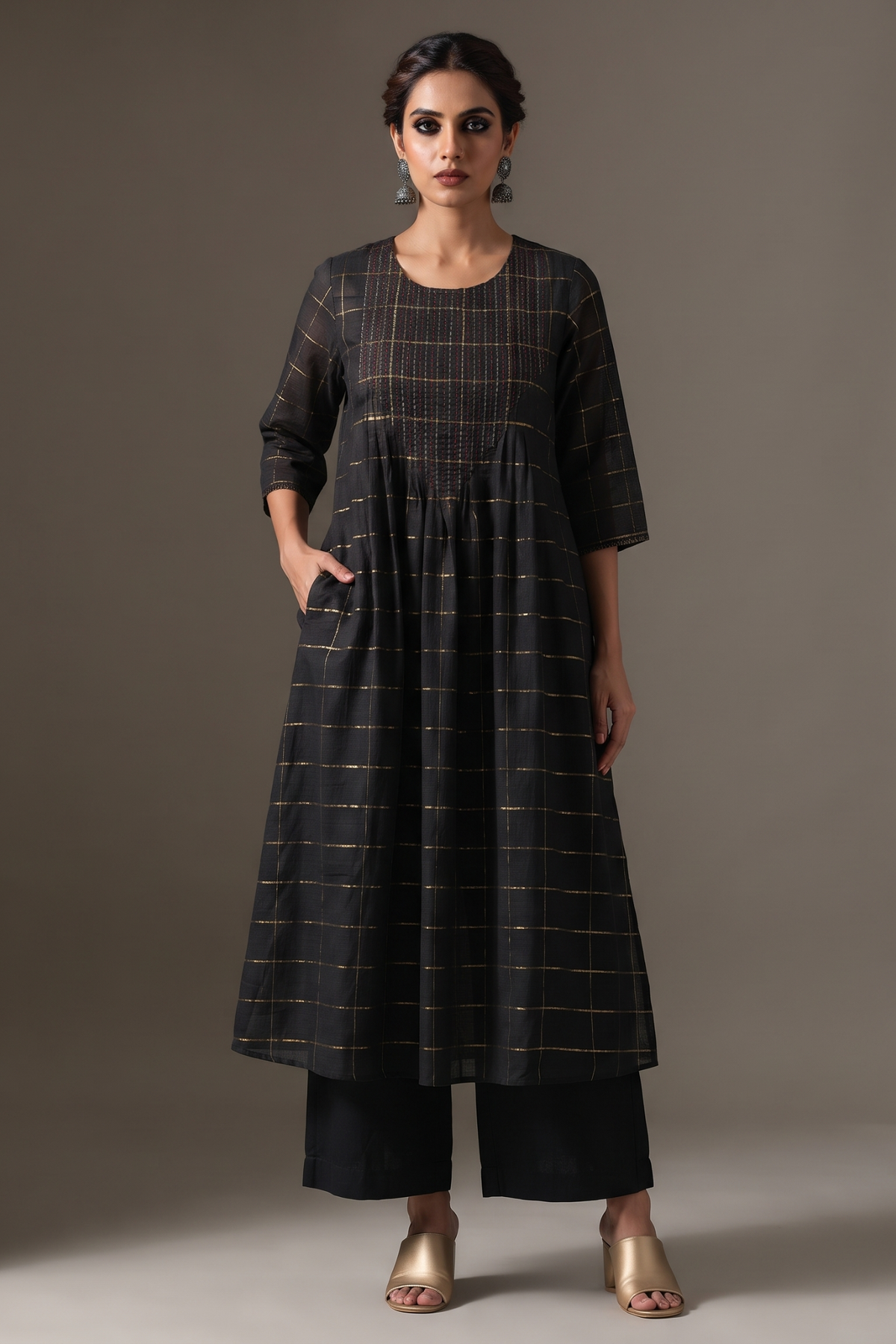 Midnight_Metallic_Grid_Cotton_Kurta_With_Pintuck