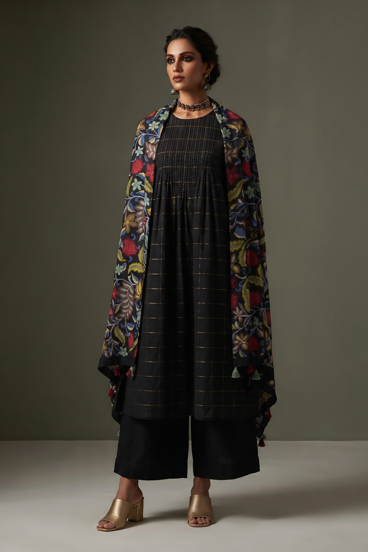 Midnight_Metallic_Grid_Cotton_Kurta_With_Pintuck