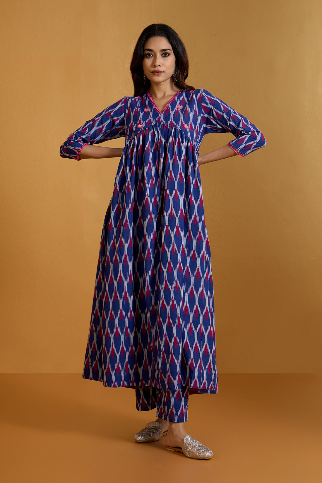 Vivid Petals at Dusk V-Neck Gather Anarkali