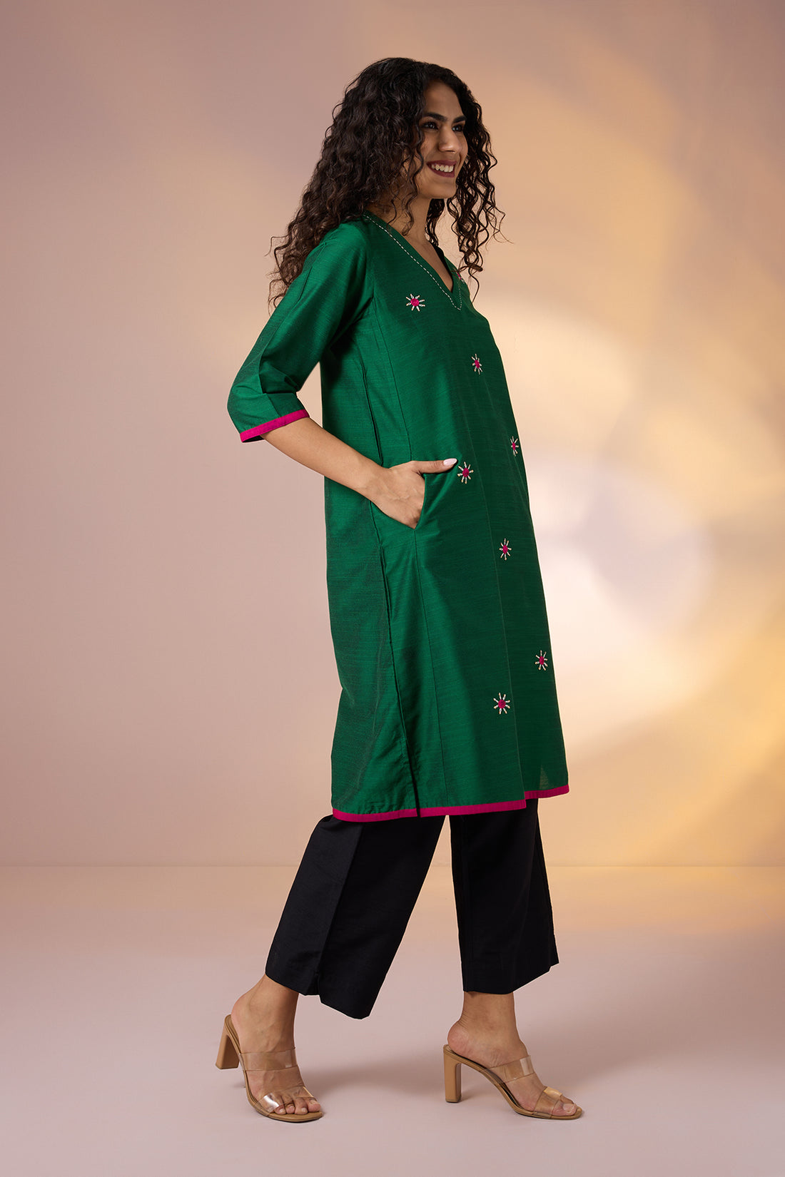 Verdant Rose Silk Slub Luxe Kurta with Butti Embroidery