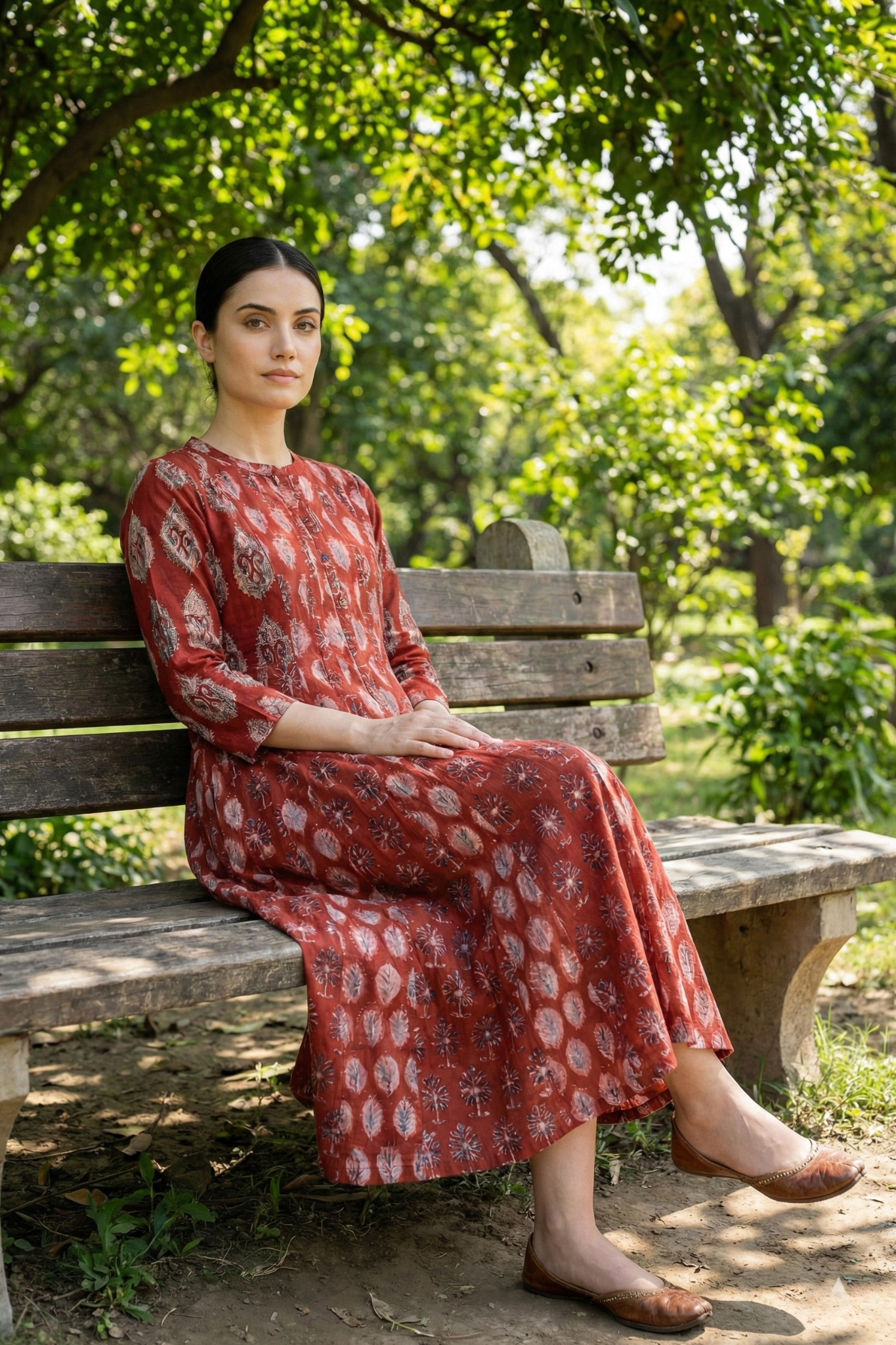 Red-Black_Bagh_Stand_Collar_Pintuck_Yoke_Anarkali