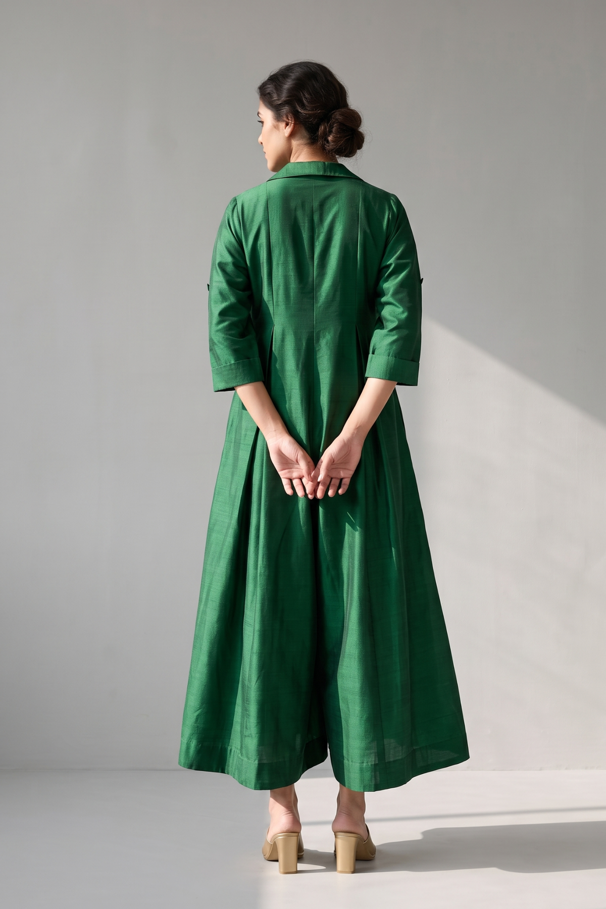 Royal_Emerald_Silk_Slub_Jumpsuit_with_Pockets__Collar
