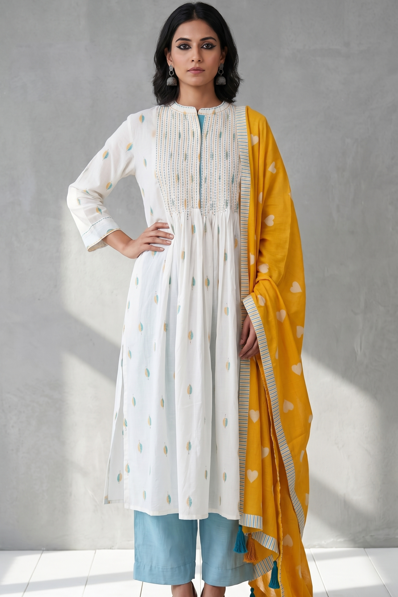 White Collar puntuck Kurta with blue yellow motifs