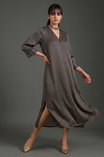 Black_Dotted_Ajrakh_Modal_with_Border_Sleeve_Front_Zipper_A-Line_Kurta