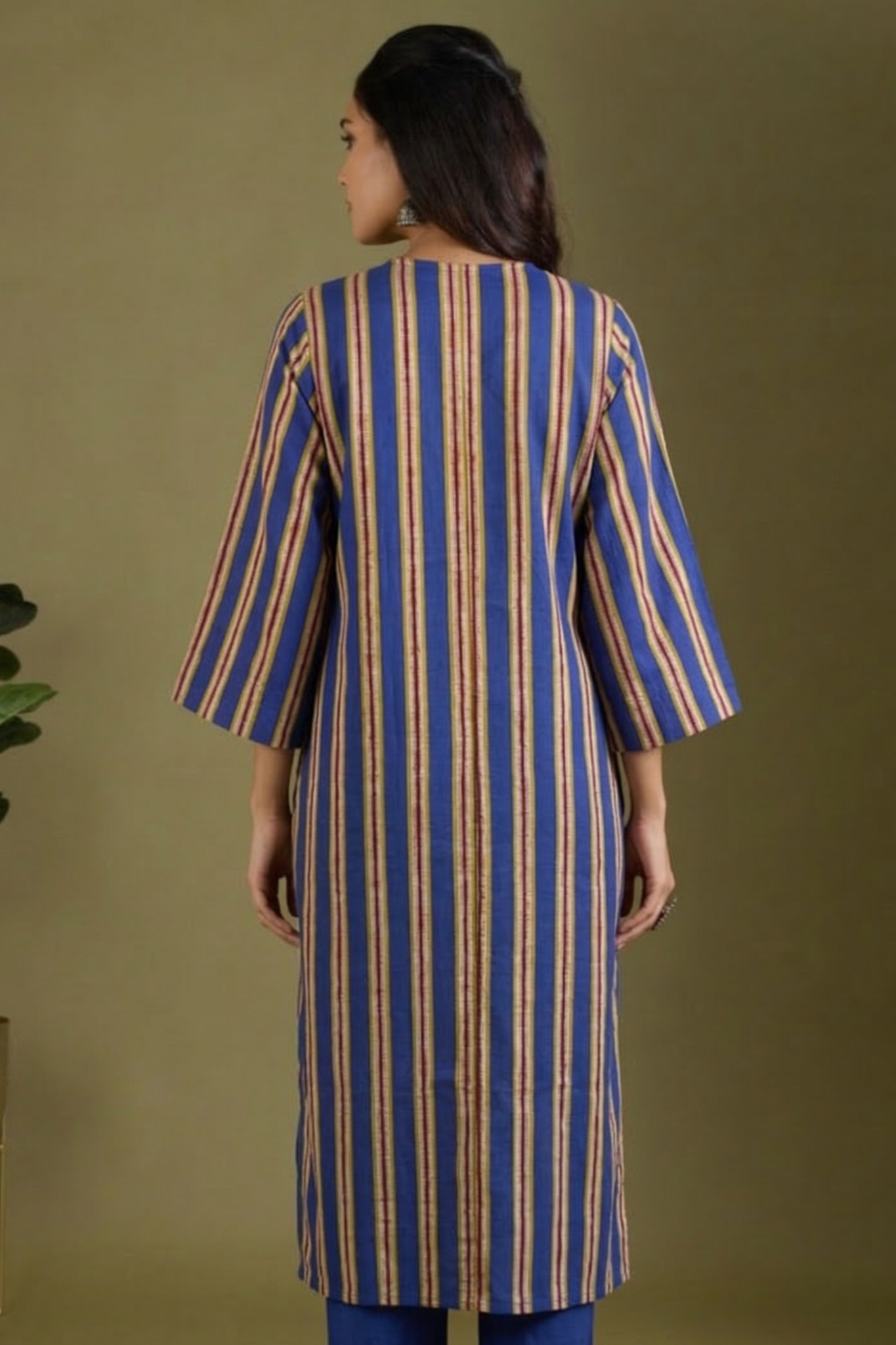 Twin_Shaded_Bands_Teal_Blue_Front_Zipper_A-line_Cotton_Kurta
