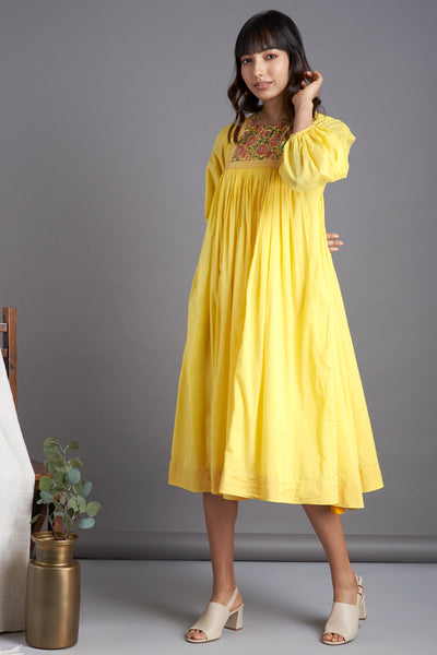 vintage big swirl dress - glistening yellow & spring mornings