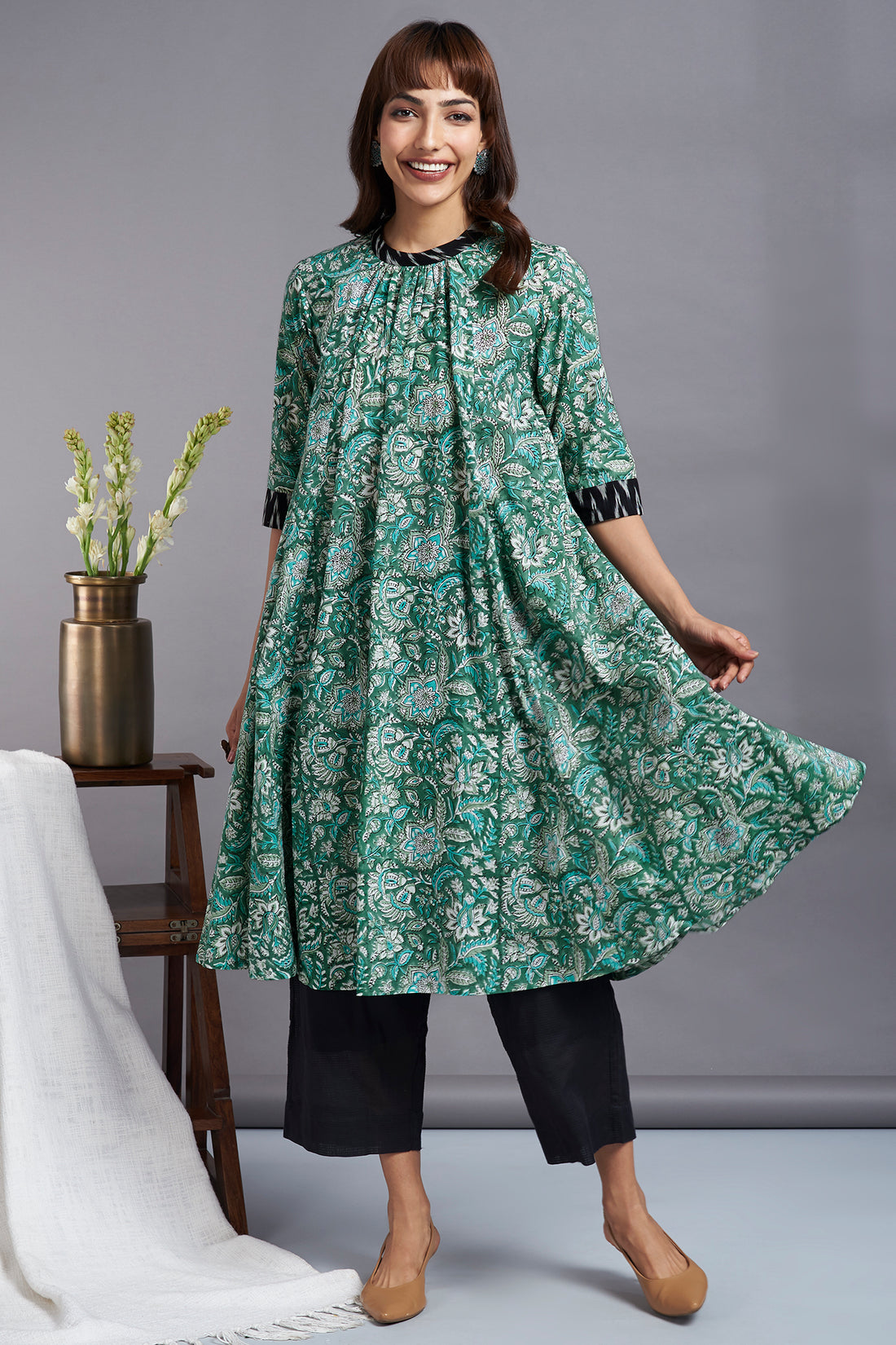 botanical twist - crew neck a-line gather dress