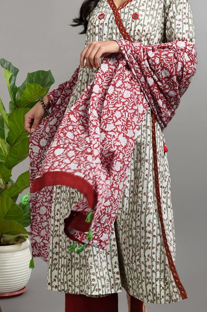 cotton mul dupatta - printed floral red