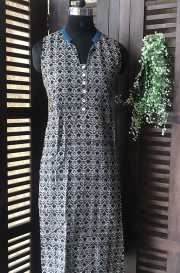 sleeveless collar dress - indigo kohl & teal